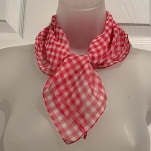 Spinoso Chic Classic Checkered Red White Bandana. Polyester. Made in Italy